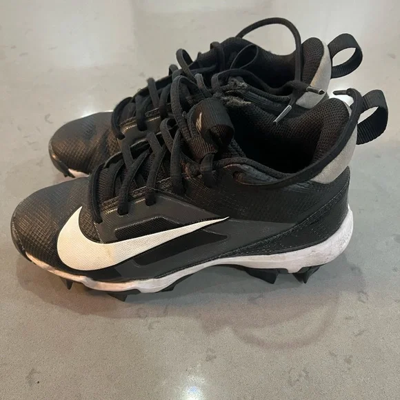 Nike Kids football cleats Black and White - Picture 4 of 5